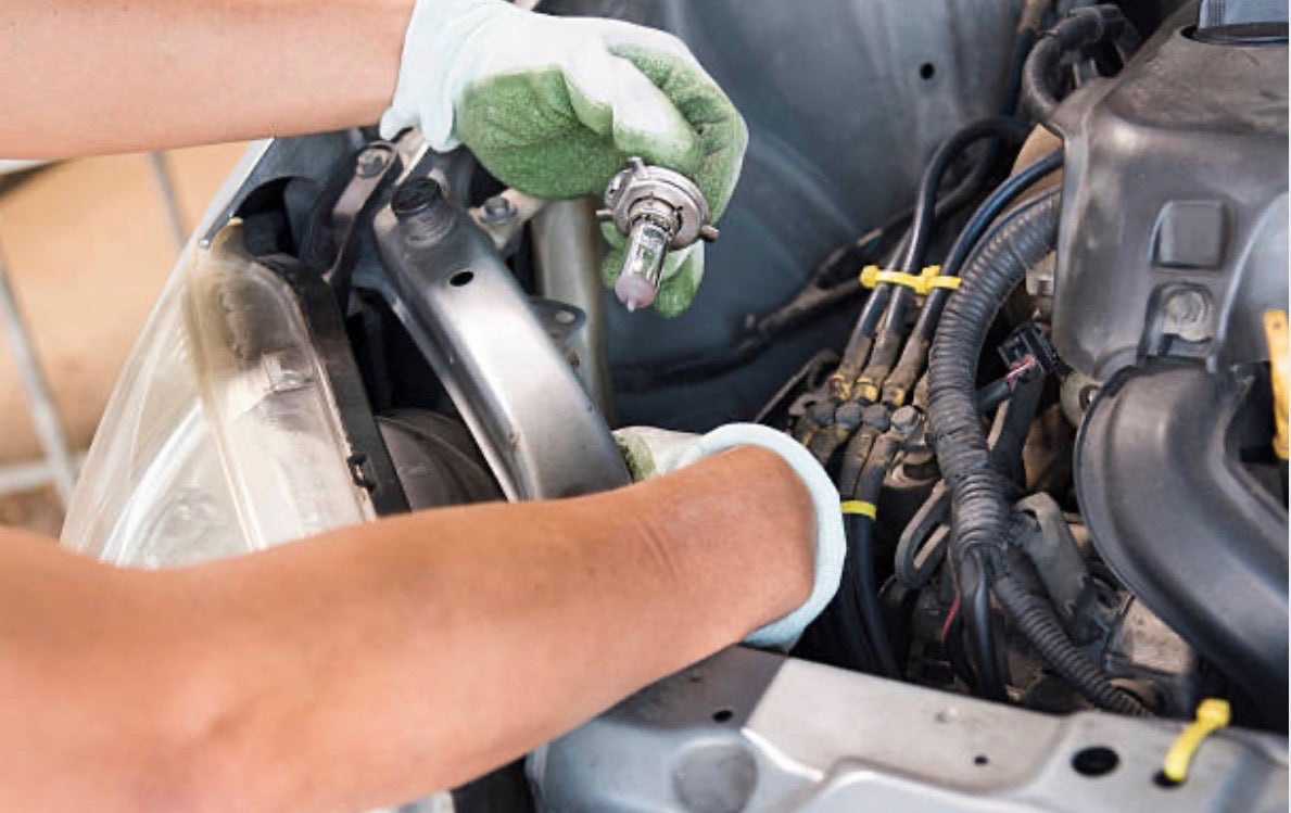 Vehicle Bulb Replacement